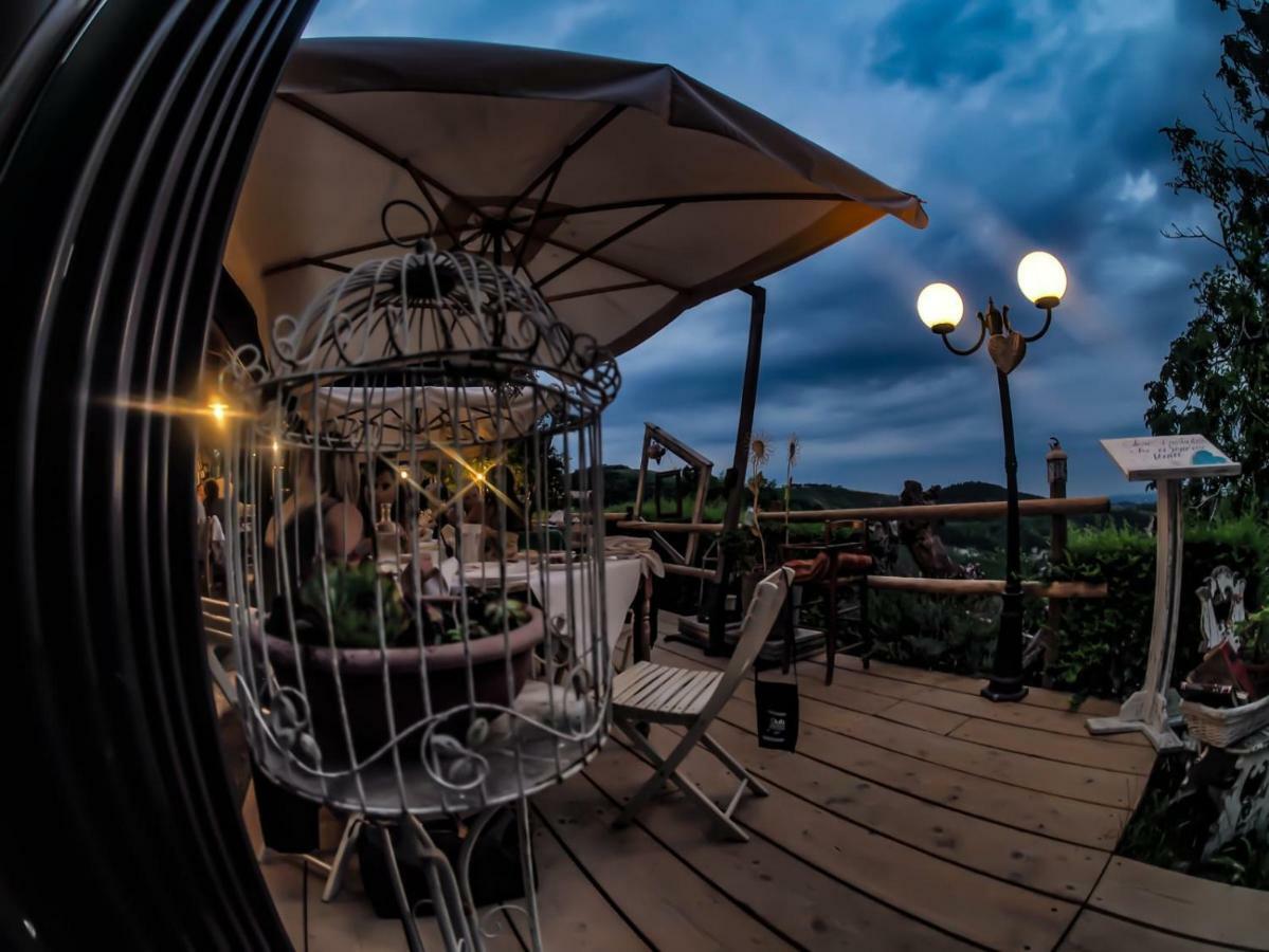 Locanda Montepaolo Dovadola Exterior photo